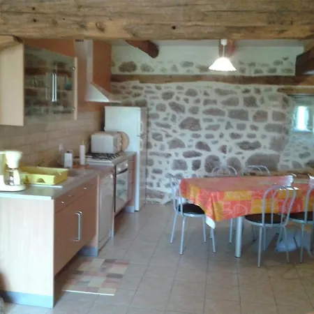 Le Rosier Saint-Mamet-la-Salvetat