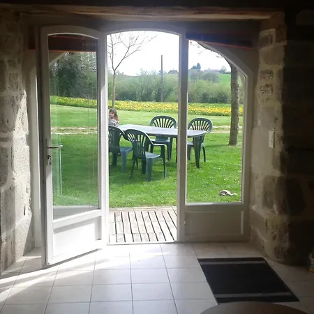 Le Rosier Saint-Mamet-la-Salvetat