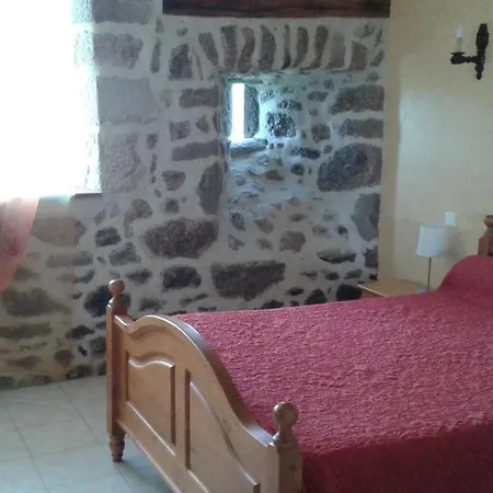 Holiday home Le Rosier Saint-Mamet-la-Salvetat