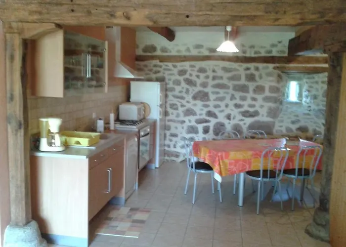 Le Rosier Saint-Mamet-la-Salvetat